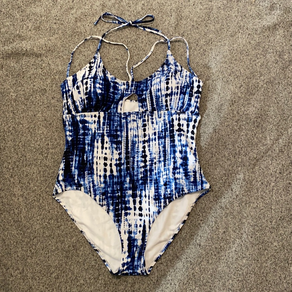 💞 5 for $10💞 Blue and White One Piece Swimsuit